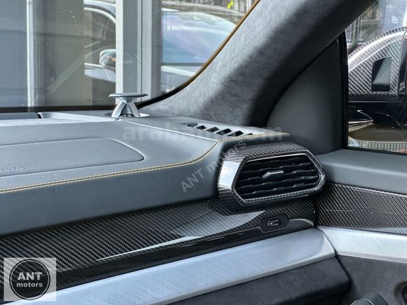 HATASIZ 2021 LAMBORGHINI URUS 4.0 CARBON PACK+AKRAPOVIC+B&O FUL