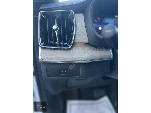 BAY-CAR'DAN 2025 VOLVO XC90 2.0 B5 PLUS BRİGHT HATASIZ BOYASIZ.