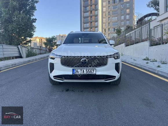 BAY-CAR'DAN 2025 VOLVO XC90 2.0 B5 PLUS BRİGHT HATASIZ BOYASIZ.