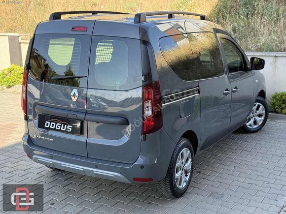 DOĞUŞ AUTO'DAN RENAULT EXPRESS TOUCH 52.000KM HATASIZ