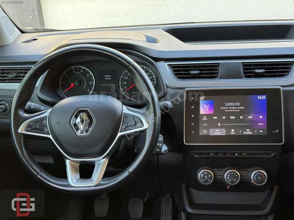 DOĞUŞ AUTO'DAN RENAULT EXPRESS TOUCH 52.000KM HATASIZ