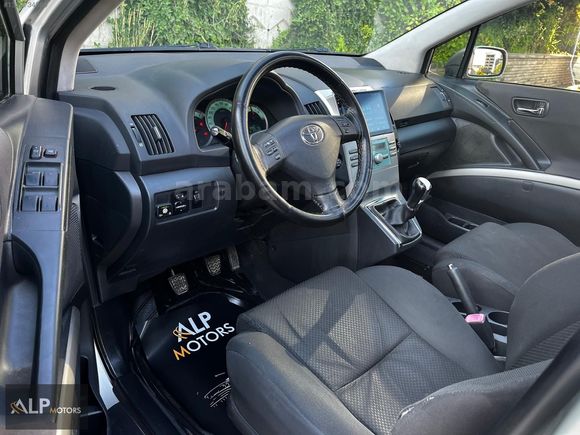 TOYOTA VERSO ..1.6 ELEGANT 7 KOLTUKLU
