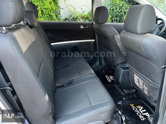 TOYOTA VERSO ..1.6 ELEGANT 7 KOLTUKLU