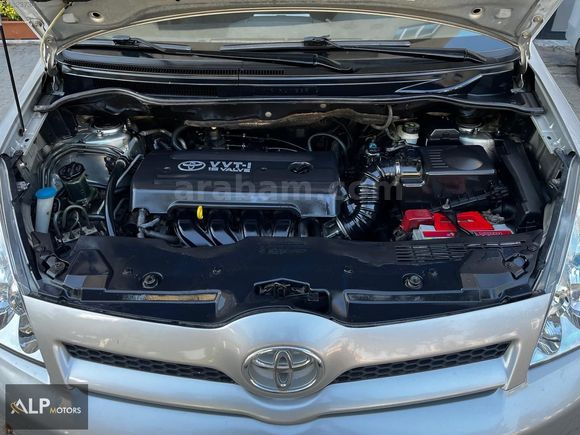 TOYOTA VERSO ..1.6 ELEGANT 7 KOLTUKLU
