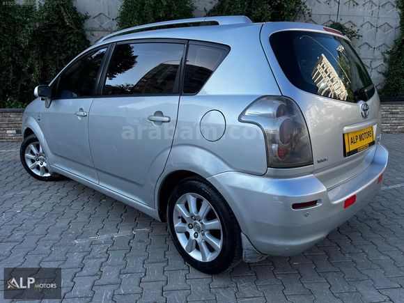 TOYOTA VERSO ..1.6 ELEGANT 7 KOLTUKLU