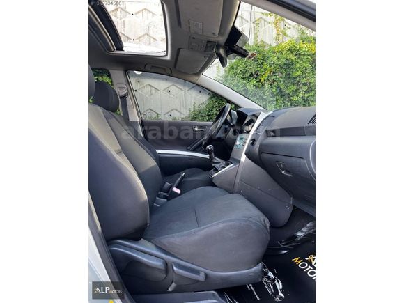 TOYOTA VERSO ..1.6 ELEGANT 7 KOLTUKLU