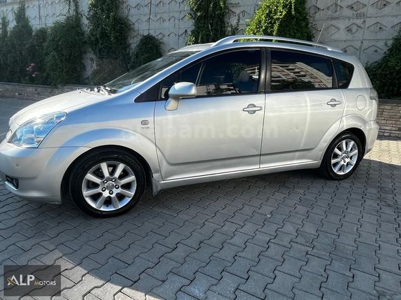 TOYOTA VERSO ..1.6 ELEGANT 7 KOLTUKLU