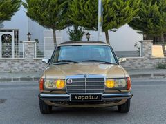 KOÇOĞLU AUTO'DAN SIFIR AYARINDA MERCEDES-BENZ 230 E