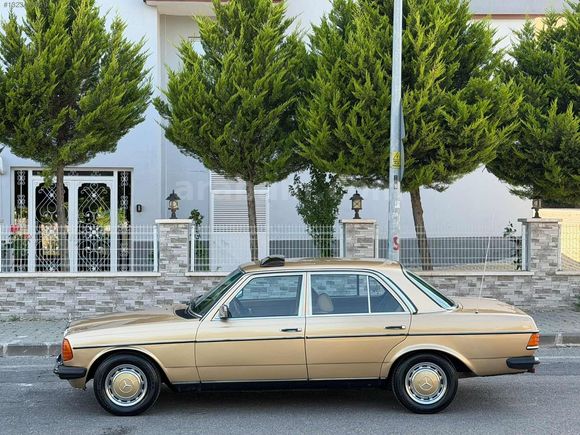 KOÇOĞLU AUTO'DAN SIFIR AYARINDA MERCEDES-BENZ 230 E