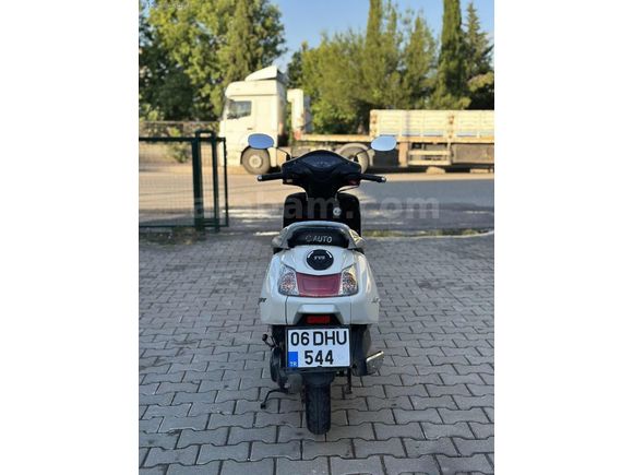 2022. 3000 km