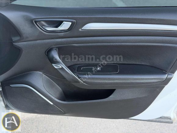 ELYA'DAN 2018 1.5 DCi EDC iCON HATASIZ FULL BAKIMLI MEGANE 4