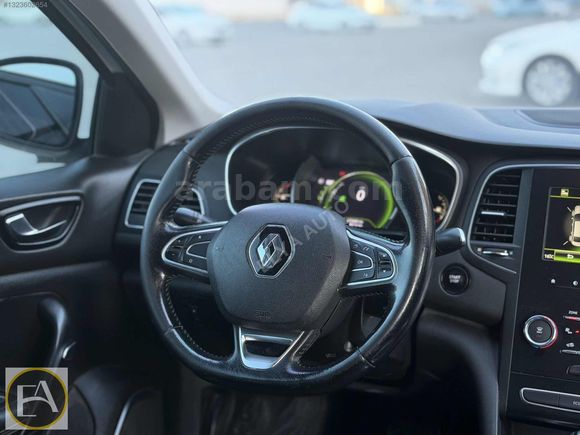 ELYA'DAN 2018 1.5 DCi EDC iCON HATASIZ FULL BAKIMLI MEGANE 4