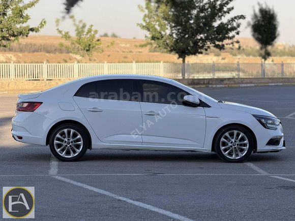 ELYA'DAN 2018 1.5 DCi EDC iCON HATASIZ FULL BAKIMLI MEGANE 4