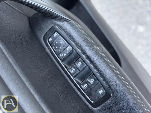 ELYA'DAN 2018 1.5 DCi EDC iCON HATASIZ FULL BAKIMLI MEGANE 4