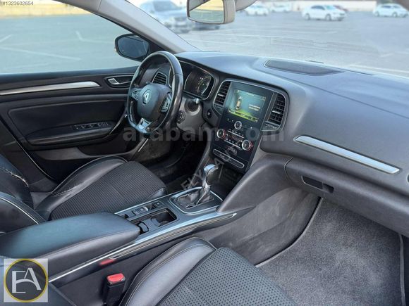 ELYA'DAN 2018 1.5 DCi EDC iCON HATASIZ FULL BAKIMLI MEGANE 4
