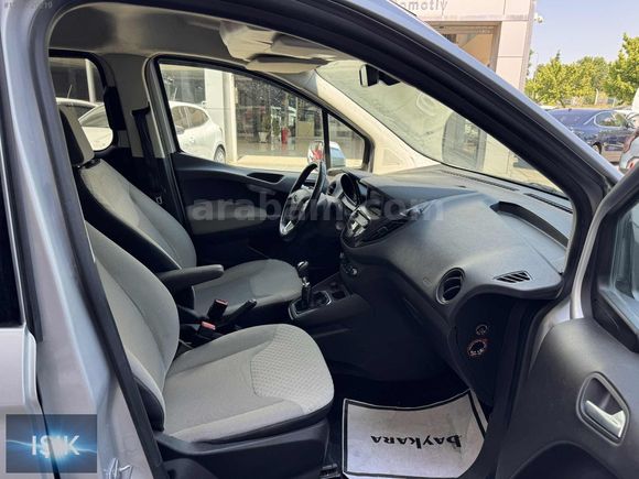 2021 MODEL FORD TOURNEO COURİER TİTANİUM PLUS 1.5 TDCİ