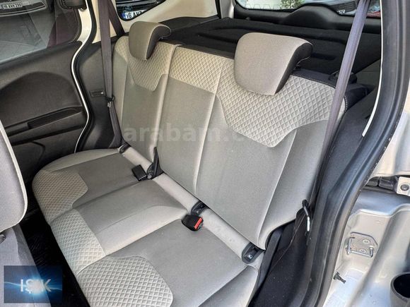 2021 MODEL FORD TOURNEO COURİER TİTANİUM PLUS 1.5 TDCİ