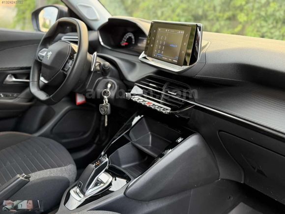 BOYASIZ HATASIZ 2021 70000KM 2008 1.2 PURETECH ACTİVE 130 HP