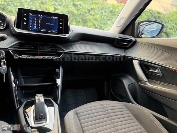 BOYASIZ HATASIZ 2021 70000KM 2008 1.2 PURETECH ACTİVE 130 HP