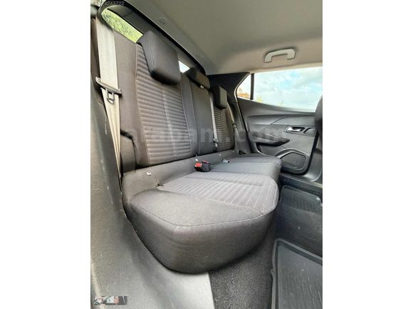 BOYASIZ HATASIZ 2021 70000KM 2008 1.2 PURETECH ACTİVE 130 HP