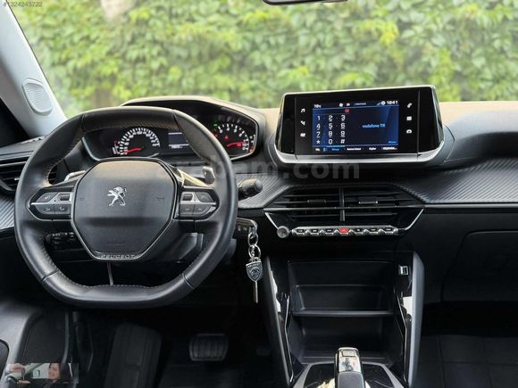 BOYASIZ HATASIZ 2021 70000KM 2008 1.2 PURETECH ACTİVE 130 HP