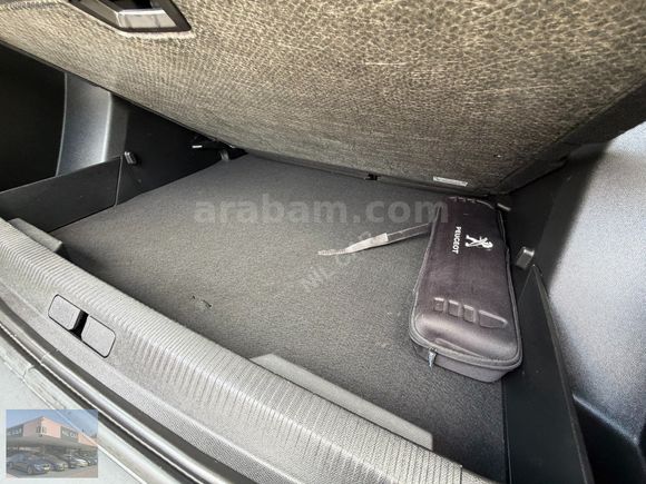 2021 PEUGEOT 2008 OTM VİTES HATASIZ 38 000 SERVİS BAKIM