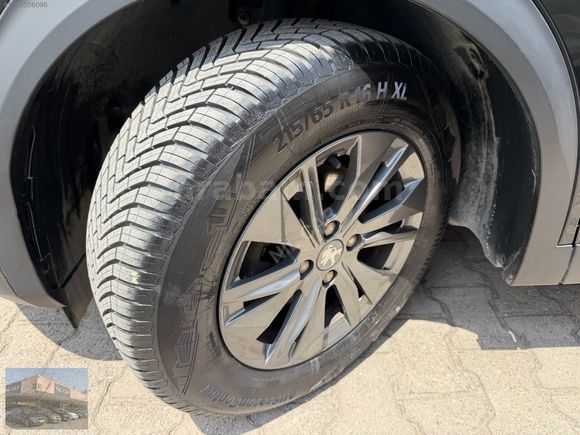 2021 PEUGEOT 2008 OTM VİTES HATASIZ 38 000 SERVİS BAKIM