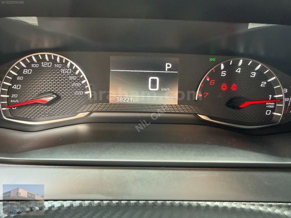 2021 PEUGEOT 2008 OTM VİTES HATASIZ 38 000 SERVİS BAKIM
