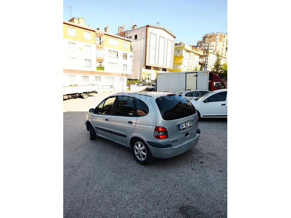 Sahibinden Renault Scenic 1.6 RXT 2001 Model