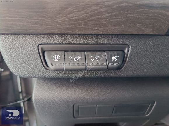 ""DERYA GRUP'tan""2026 RENAULT KANGOO MULTİX 1.5 BLUEDCİ ICONIC