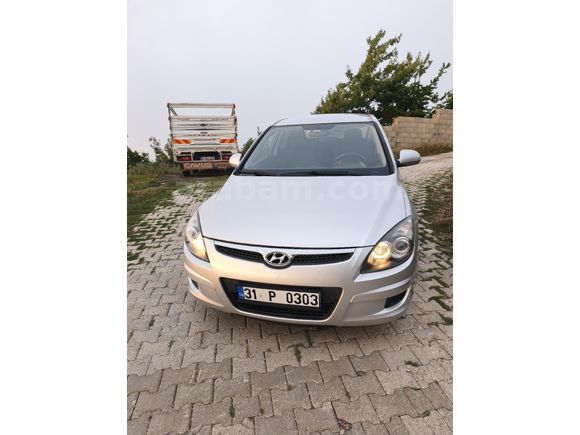 Sahibinden Hyundai i30 1.6 CRDi Team 2011 Model