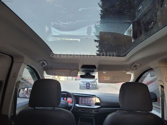 2024 MODEL 24 BİNDEN OTOMATİK CAM TAVANLI