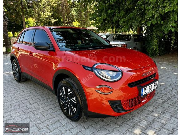 MUST-CAR'dan BOYASIZ 2024 FIAT 600 HYBRID OTOMATİK