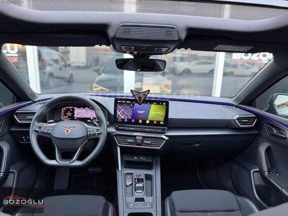 BOZOĞLU'DAN / 2023 CUPRA LEON ÇİFT NAV B.KOLTUK HAYALET ISITMA