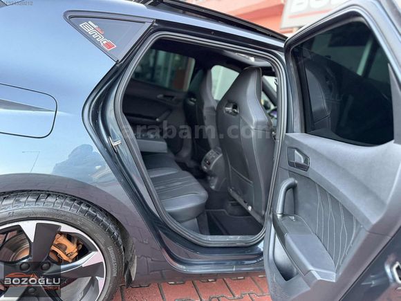 BOZOĞLU'DAN / 2023 CUPRA LEON ÇİFT NAV B.KOLTUK HAYALET ISITMA