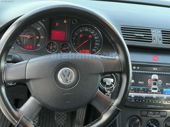 SAFKAR DAN BAKIMLI TEMİZ VARİANT PASSAT