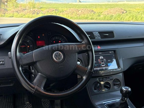 SAFKAR DAN BAKIMLI TEMİZ VARİANT PASSAT