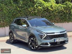 BOYASIZ 2023 KİA SPORTAGE PRESTİGE CAM TAVANLI FULL PAKET