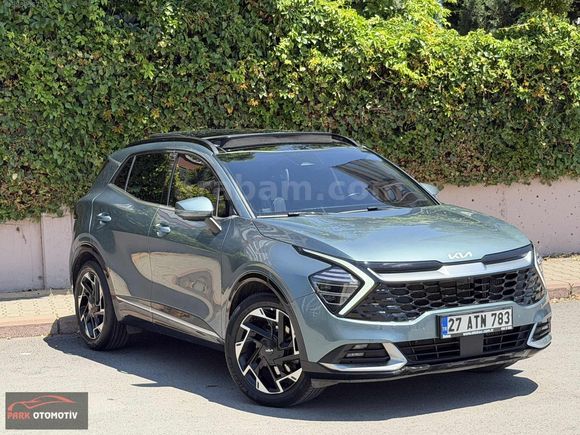 BOYASIZ 2023 KİA SPORTAGE PRESTİGE CAM TAVANLI FULL PAKET