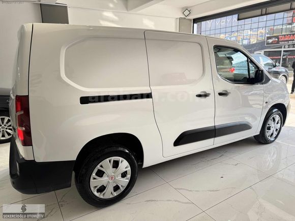 ŞEKERCİOĞLU AUTO"DAN 2023 DOBLO MAXİ 100HP ORJİNAL