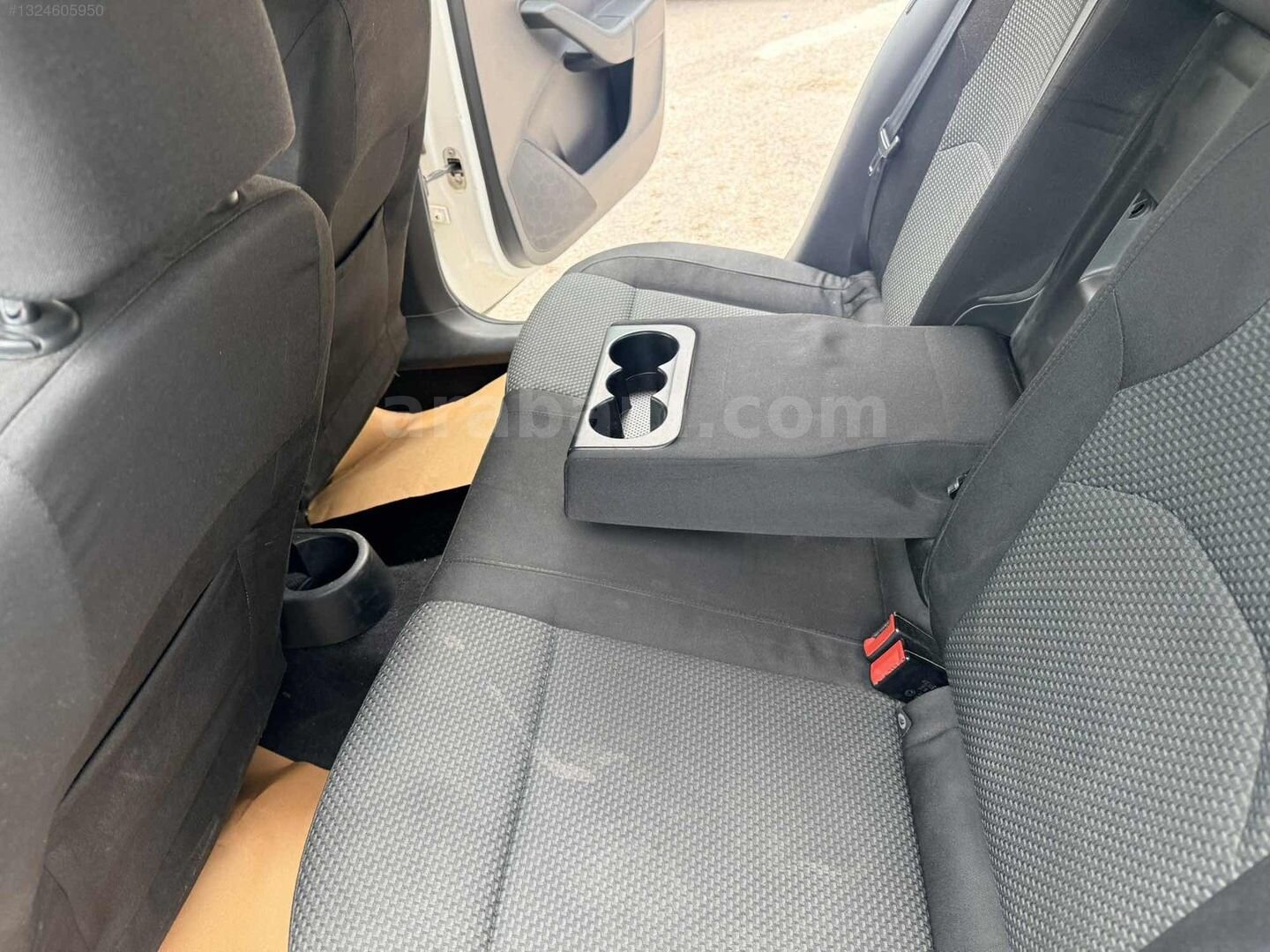 Galeriden Seat Toledo 1.4 TDI Style 2015 Model Adana 238.500 km Beyaz 3