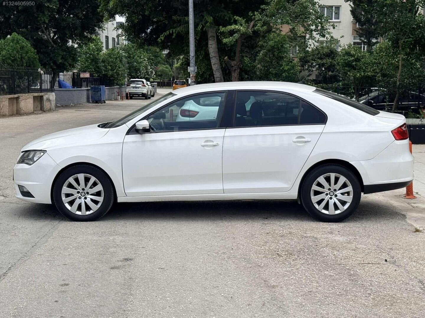 Galeriden Seat Toledo 1.4 TDI Style 2015 Model Adana 238.500 km Beyaz 7