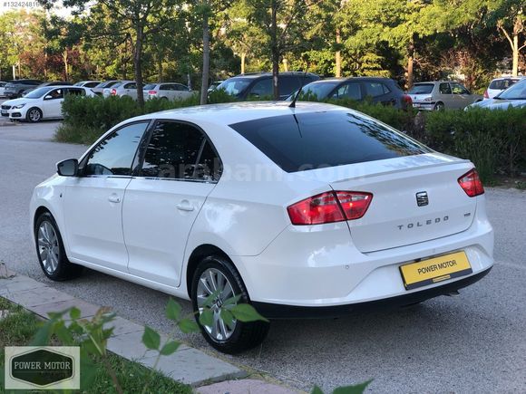 2015__TOLEDO__YAKIT CİMRİSİ__1.6 TDİ_OTOMATİK_NAVİGASYON_G.GÖRÜŞ