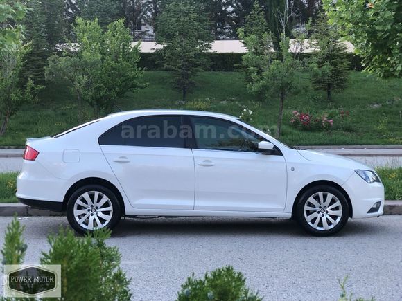 2015__TOLEDO__YAKIT CİMRİSİ__1.6 TDİ_OTOMATİK_NAVİGASYON_G.GÖRÜŞ