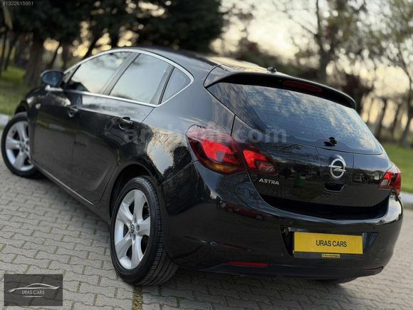 Opel Astra J Düşük Km