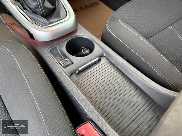 Opel Astra J Düşük Km