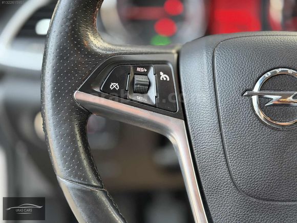 Opel Astra J Düşük Km