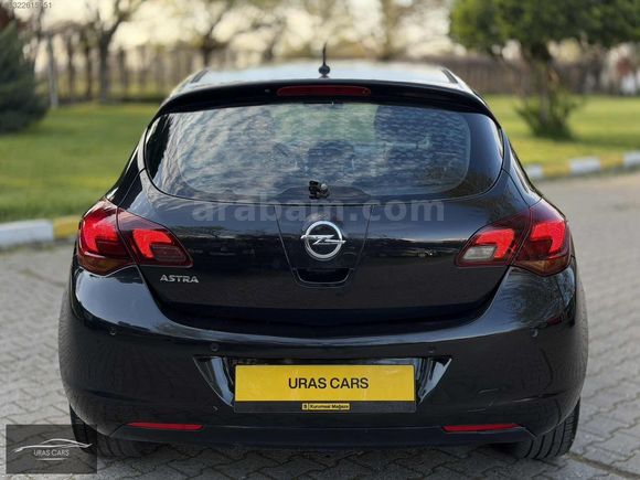 Opel Astra J Düşük Km