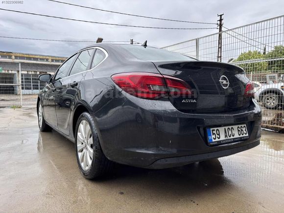 SUNROOFLU 2013 ASTRA 1.3CDTI SPORT TEK PARÇA BOYALI DEĞİŞENSİZ