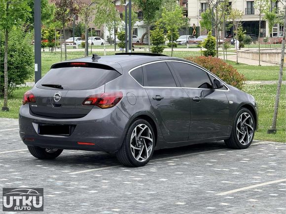UTKU AUTO 'dan Opel Astra Sport Sanroof
